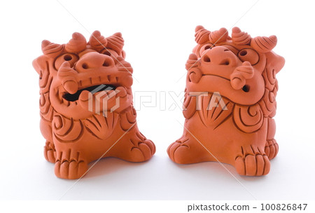 Shisa lined up on a white background Shisa lined up on a white background 100826847