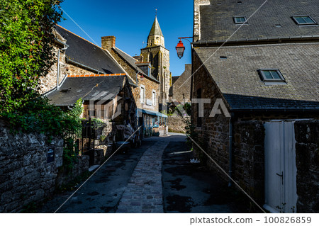 Breton Village Saint Suliac In Department Ille et Vilaine In Brittany, France Breton Village Saint Suliac In Department Ille et Vilaine In Brittany, France 100826859