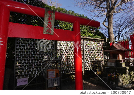Kakigara Inari Shrine 100830947