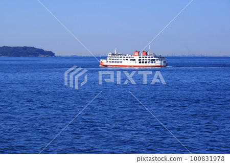 Tokyo Bay Ferry navigating calm Tokyo Bay 100831978