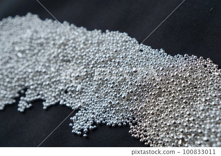 Pure silver bullion Pure silver bullion 100833011