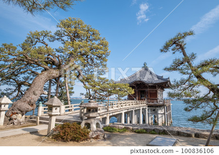 Mangetsuji Ukimido Hall, Honkatata, Otsu City, Shiga Prefecture 100836106