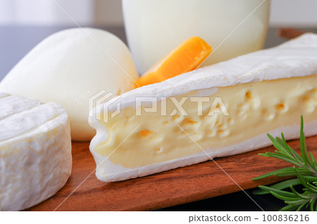 很多奶酪 100836216