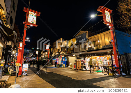 Asakusa, Taito-ku, Tokyo, Denpoin-dori Shoeikai in the evening Asakusa, Taito-ku, Tokyo, Denpoin-dori Shoeikai in the evening 100839481