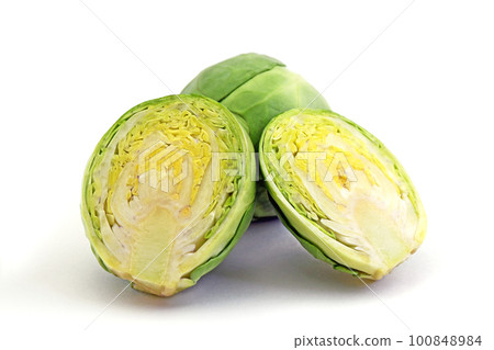 球芽甘藍切成兩半 100848984