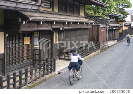 221003 old town z213 100855008