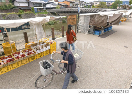221004 Miyagawa morning market s225 100857383