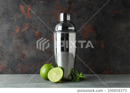 Concept of preparing alcohol drink or cocktail, shaker Concept of preparing alcohol drink or cocktail, shaker 100858373