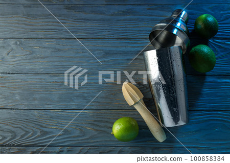 Concept of preparing cocktail, shaker, space for text Concept of preparing cocktail, shaker, space for text 100858384