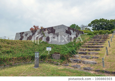 Saga Saga Castle Nansei Sumi Yaguradai 100860303