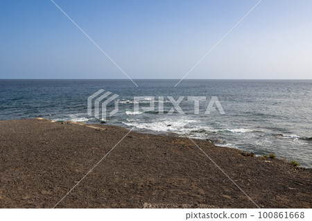 Land and Atlantic ocean, Punta de Jandia, Fuerteventura 100861668