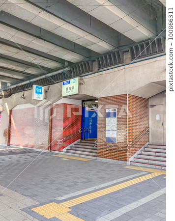 Tokyo Metro Tozai Line Kasai Station 100866311