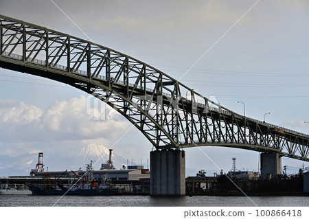 Sakai Suido Bridge and Oyama Sakai Suido Bridge and Oyama 100866418