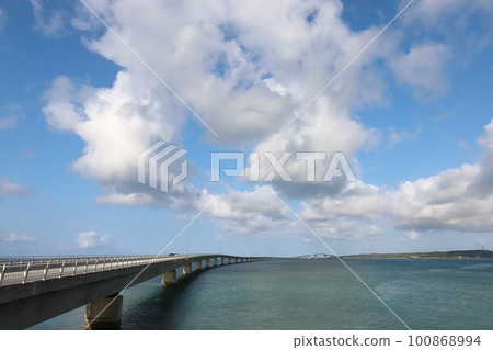 沖繩宮古島市伊良部大橋 沖繩宮古島市伊良部大橋 100868994