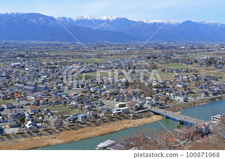 Matsumotodaira, Azumino and Northern Alps in early spring Matsumotodaira, Azumino and Northern Alps in early spring 100871068