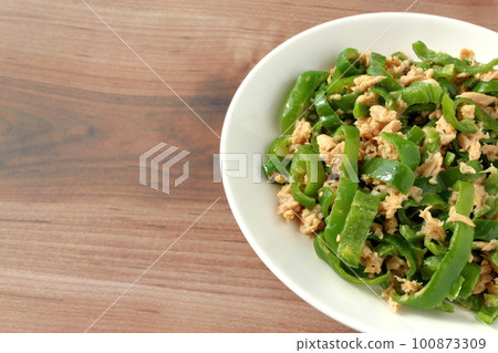 Mugen Green Pepper Green Pepper and Tuna Aemono Mugen Green Pepper Green Pepper and Tuna Aemono 100873309