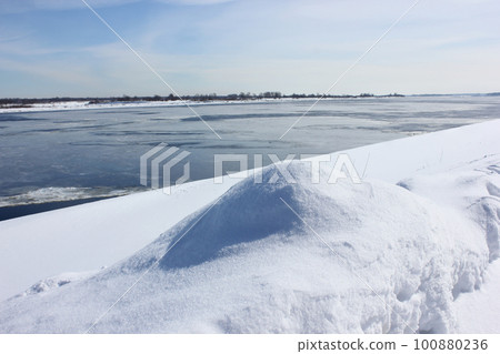 A river covered with ice. 100880236