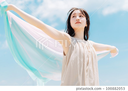 Summer women's skin care image 100882053