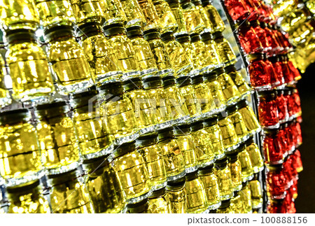 [Kyoto/Uji] The Lantern Festival was held at Manpukuji Temple in Obaku, and it was a beautiful and colorful event. 100888156