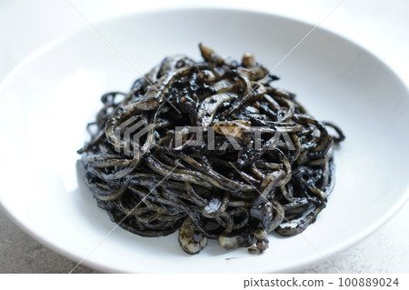 Squid Ink Pasta Squid Ink Spaghetti 100889024