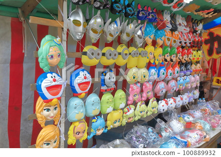 Mask stall 100889932