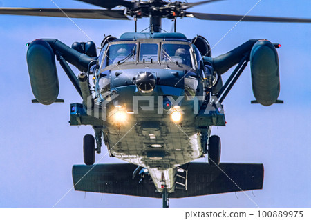 懸停救援直升機 100889975