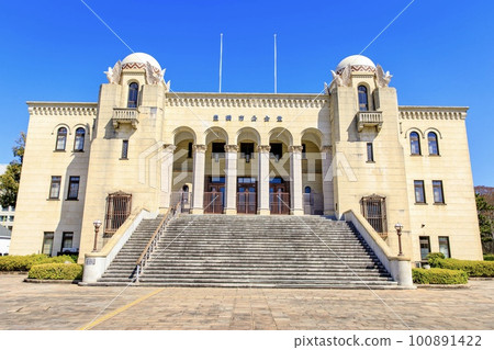 豐橋市公會館大樓 豐橋市公會館大樓 100891422