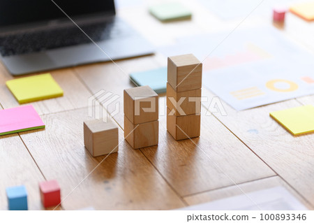 Business concept 100893346