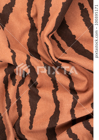 Brown fabric texture 100895171