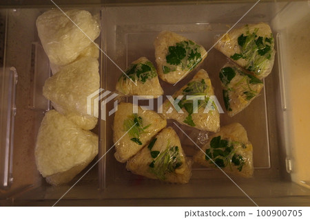 Onigiri to be frozen 100900705