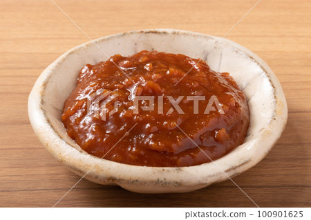 Ssamjang (Korean seasoning) 100901625