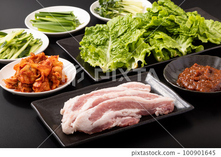 Samgyupsal (Korean cuisine) 100901645