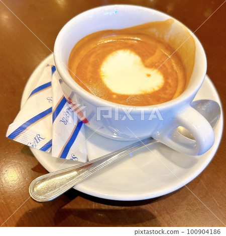 delicious espresso coffee delicious espresso coffee 100904186