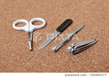 Nail clippers, health care, files, tweezers, etiquette, nose hair, nose, treatment, silver, hygiene, ear cleaning, maintenance 100904377