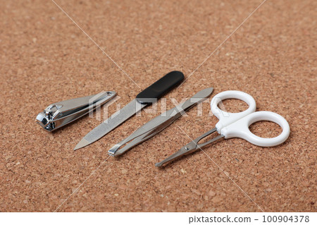 Nail clippers, health care, files, tweezers, etiquette, nose hair, nose, treatment, silver, hygiene, ear cleaning, maintenance 100904378