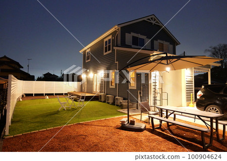 美式車庫屋花園 100904624