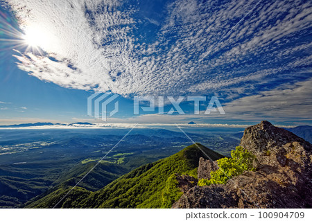 Mt.Fuji and Okuchichibu mountain range from Yatsugatake mountain range and Gongendake 100904709