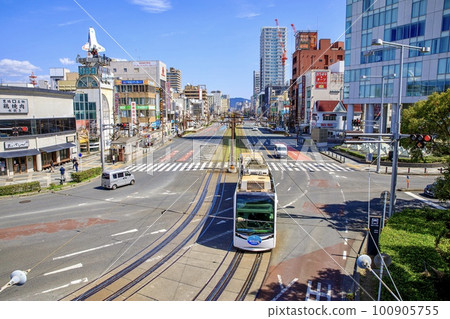 Toyohashi Railway city line train running in front of Toyohashi Station Toyohashi Railway city line train running in front of Toyohashi Station 100905755