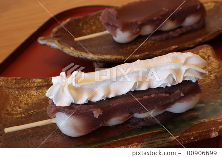 delicious red bean paste 100906699