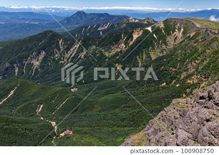 從Yatsugatake山脈,Akadake看到的Yodo山,Tensu山和Tateshina山 從Yatsugatake山脈,Akadake看到的Yodo山,Tensu山和Tateshina山 100908750