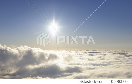 Unkai和太陽 Unkai和太陽 100908784