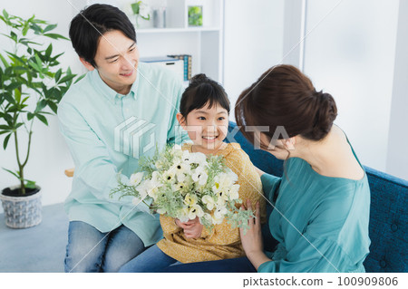 Family bouquet Family bouquet 100909806