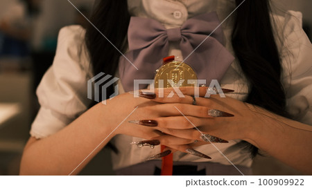 Female, person, woman Female, person, woman 100909922