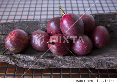 百香果，水果，熱區果，樹盤，成熟，百香果，水果，熱帶水果， 100912178