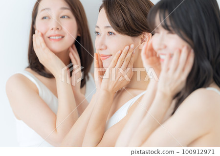 女性美容美中護膚 100912971
