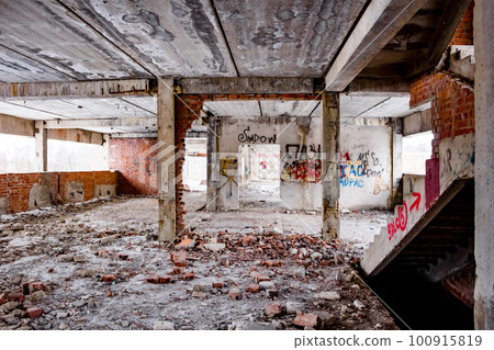 Abandoned unfinished building 100915819