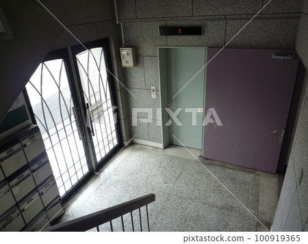 復古建築、電梯和正門 Tenpaku-ku, Nagoya 復古建築、電梯和正門 Tenpaku-ku, Nagoya 100919365
