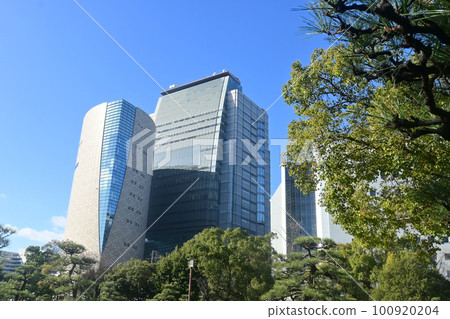 Osaka Museum of History and nearby buildings 100920204