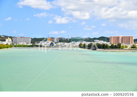 View from the Gotoku River Viaduct (Itoman City, Okinawa Prefecture) [February 2023] 100920556