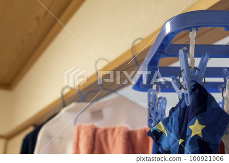 Laundry room drying Laundry room drying 100921906